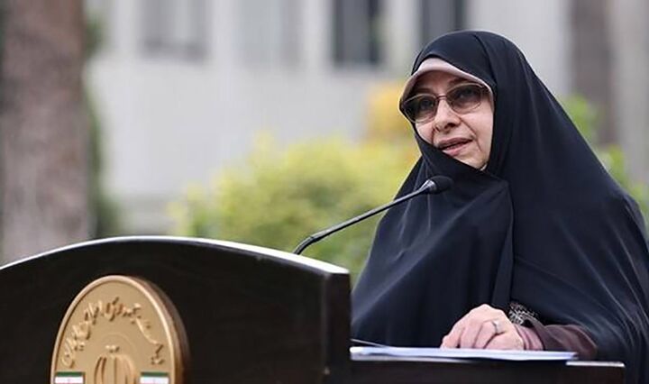 از بانوان طلبه و علاقهمند در عرصه هنر متعهد استفاده شود از بانوان طلبه و علاقهمند در عرصه هنر متعهد استفاده شود