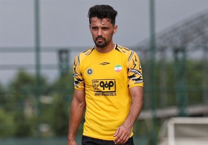 برخورد انضباطی سپاهان با امید نورافکن برخورد انضباطی سپاهان با امید نورافکن