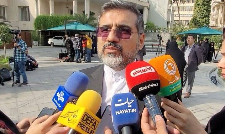 نام چهارشنبهسوری و یلدا حذف نشده است/ کارکنان کتابفروشیها عضو صندوق هنر میشوند نام چهارشنبهسوری و یلدا حذف نشده است/ کارکنان کتابفروشیها عضو صندوق هنر میشوند