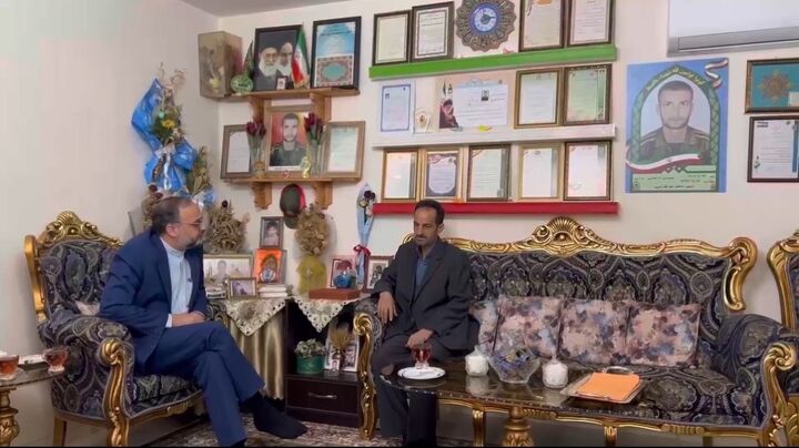 شهدا سرمایه های اجتماعی و معنوی کشور هستند شهدا سرمایه های اجتماعی و معنوی کشور هستند