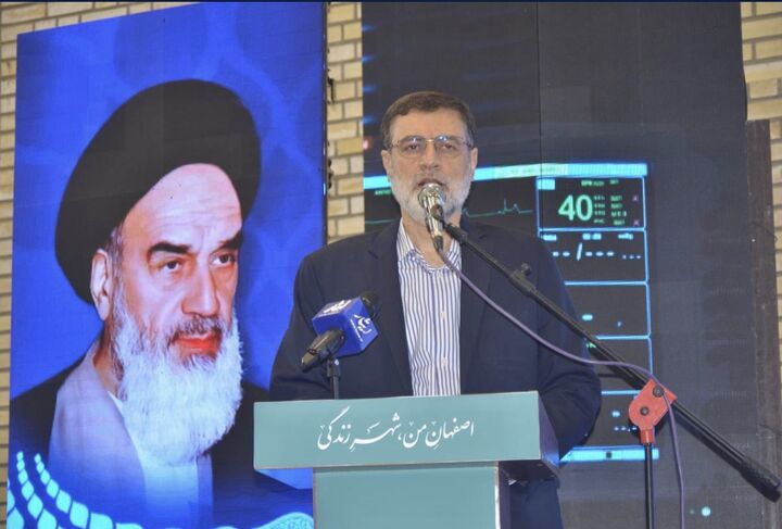 کلنگ زنی بیمارستان ۵۰۰ تخت خوابی ۲۵ آبان اصفهان کلنگ زنی بیمارستان ۵۰۰ تخت خوابی ۲۵ آبان اصفهان