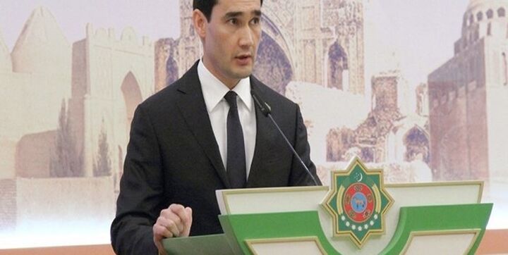 رئیس جمهور ترکمنستان خواستار افزایش همکاری تجاری با ایران شد