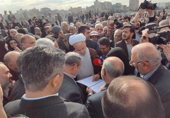 پرونده "چهلبازه مشهد" تعیین تکلیف شد/ صدور تمامی ۵ سند مالکیتی اراضی محل اختلاف پرونده "چهلبازه مشهد" تعیین تکلیف شد/ صدور تمامی ۵ سند مالکیتی اراضی محل اختلاف