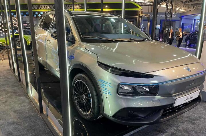 واکنش معاون ایران خودرو به اگزوز خودروی برقی واکنش معاون ایران خودرو به اگزوز خودروی برقی