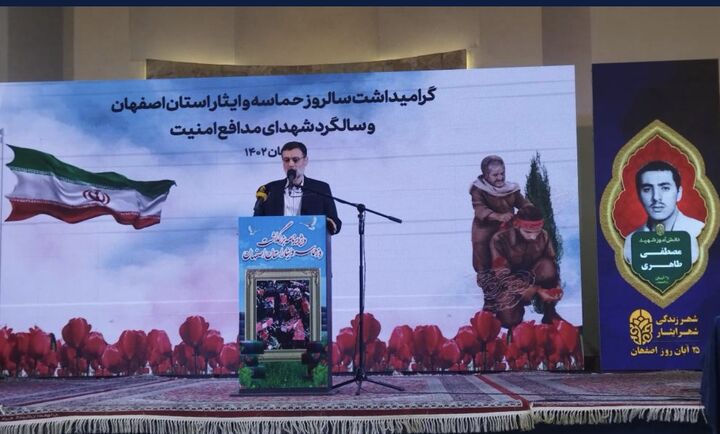 مردم ایران در مقابل دشمن شکور و صبورند مردم ایران در مقابل دشمن شکور و صبورند