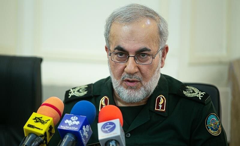 رقابت پنجههای کارآمد سربازان با یکدیگر