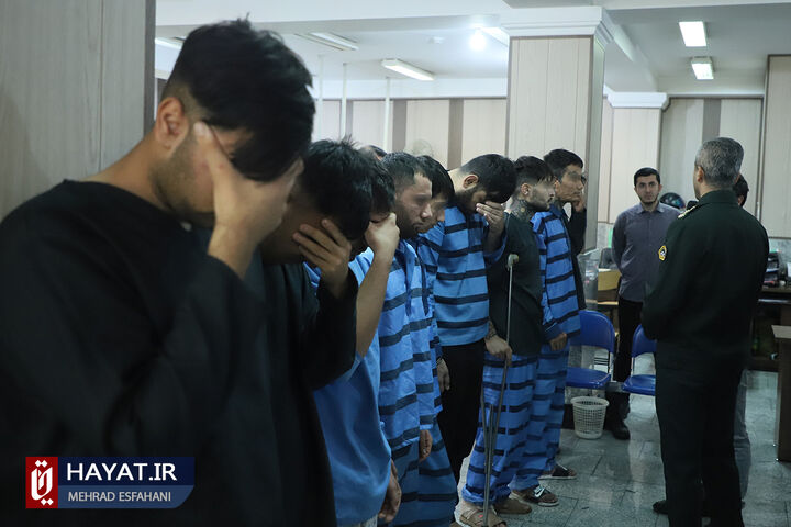 دستگیری ۳۰ سارق و مالخر گوشی در تهران