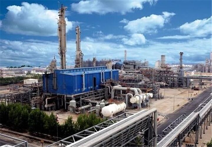 پتروشیمی بروجن بعد از ۱۷ سال تعیین تکلیف شد پتروشیمی بروجن بعد از ۱۷ سال تعیین تکلیف شد