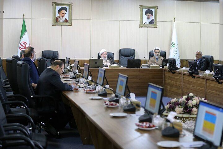 آغاز فرایند بررسی تدوین سیاستهای کلی فرهنگ و هنر در مجمع آغاز فرایند بررسی تدوین سیاستهای کلی فرهنگ و هنر در مجمع