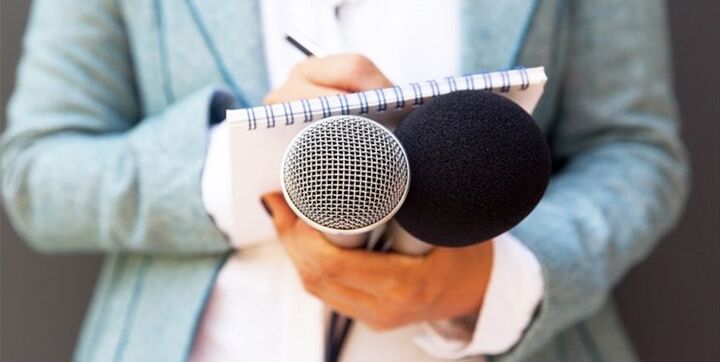 اصحاب فرهنگ و رسانه بیمه می شوند اصحاب فرهنگ و رسانه بیمه می شوند