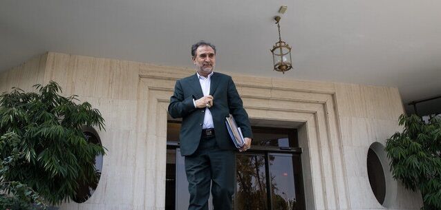 دهقان: همایش تحول اقتصادی مبتنی بر اصول قانون اساسی برگزار میشود دهقان: همایش تحول اقتصادی مبتنی بر اصول قانون اساسی برگزار میشود