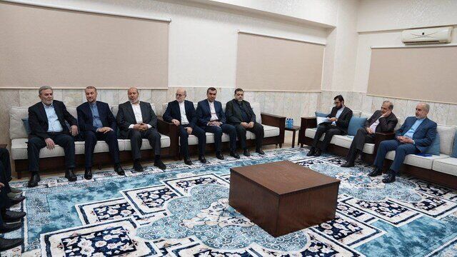 دیدار امیرعبداللهیان با رهبران مقاومت فلسطین در لبنان دیدار امیرعبداللهیان با رهبران مقاومت فلسطین در لبنان