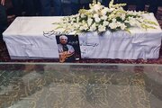 تشییع «اسلامی ندوشن» در شهر عطار و خیام/ پیکر استاد در خاک بلاکشیده‌ نیشابور آرام گرفت