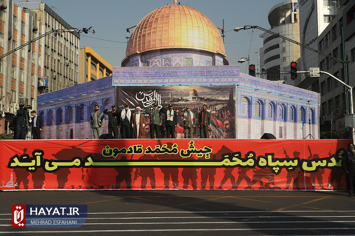 مقصد، دیار «قدس»، همپای جلودار...