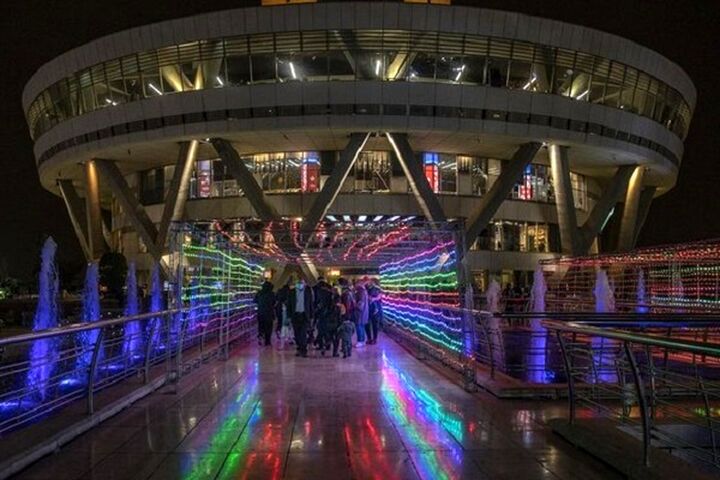 رایگان شدن بازدید از برج میلاد برای بسیجیان رایگان شدن بازدید از برج میلاد برای بسیجیان