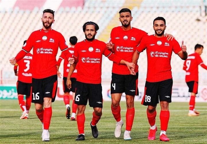 پیروزی کم دردسر تراکتور مقابل استقلال خوزستان پیروزی کم دردسر تراکتور مقابل استقلال خوزستان