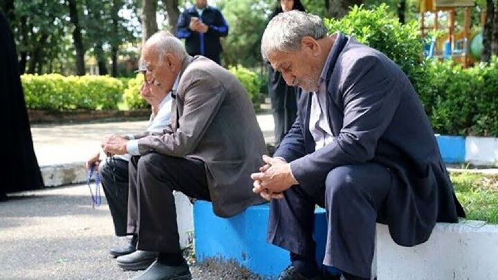 احتمال اجرای مصوبه "افزایش سن بازنشستگی" از سال ۱۴۰۳ احتمال اجرای مصوبه "افزایش سن بازنشستگی" از سال ۱۴۰۳