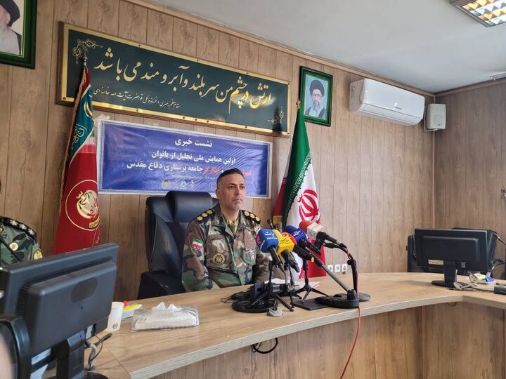 نگاه ارتش به بانوان ایثارگر ویژه است/ حمله به بیمارستان ها اقدام ناجوانمردانه است نگاه ارتش به بانوان ایثارگر ویژه است/ حمله به بیمارستان ها اقدام ناجوانمردانه است