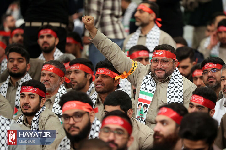 دیدار هزاران نفر از بسیجیان با رهبر معظم انقلاب اسلامی