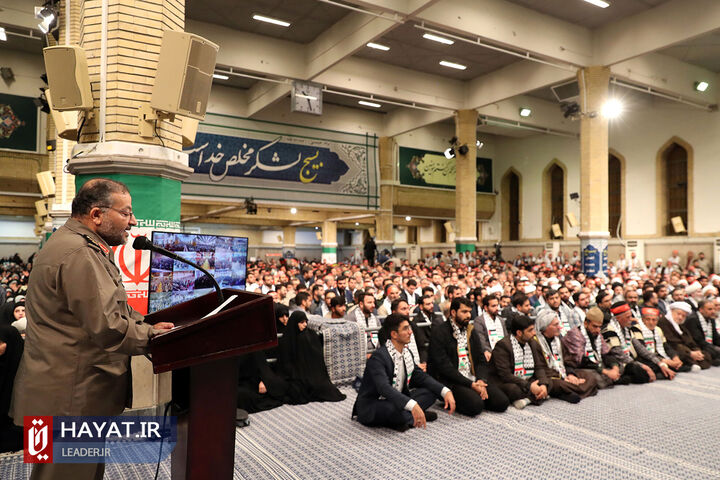 دیدار هزاران نفر از بسیجیان با رهبر معظم انقلاب اسلامی