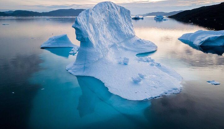 ردیابی کوه های یخ با هوش مصنوعی ردیابی کوه های یخ با هوش مصنوعی