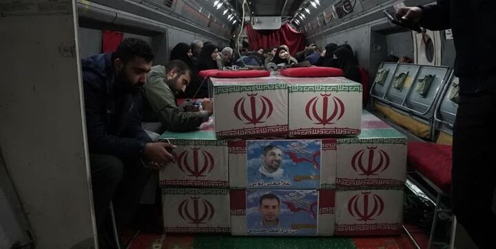 ورود پیکر شهدای تازه تفحص شده مدافع حرم به مشهد ورود پیکر شهدای تازه تفحص شده مدافع حرم به مشهد