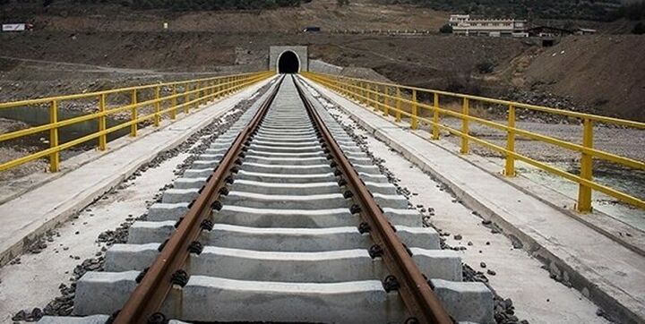راه آهن زاهدان - چابهار تا یک سال آینده به بهره‌برداری می‌رسد
