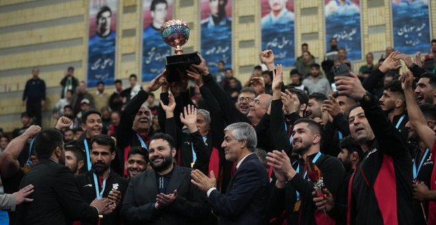 وزیر ورزش: بهتر بود فینال لیگ کشتی آزاد در آزادی برگزار می‌شد