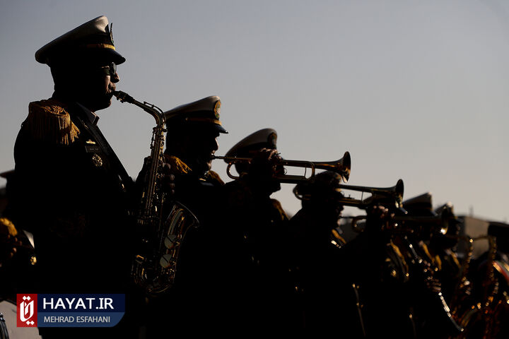 افتتاح نمایشگاه دستاوردهای جدید نیروی دریایی ارتش