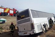 ۱۳ مجروح در پی انحراف اتوبوس در سیستان و بلوچستان