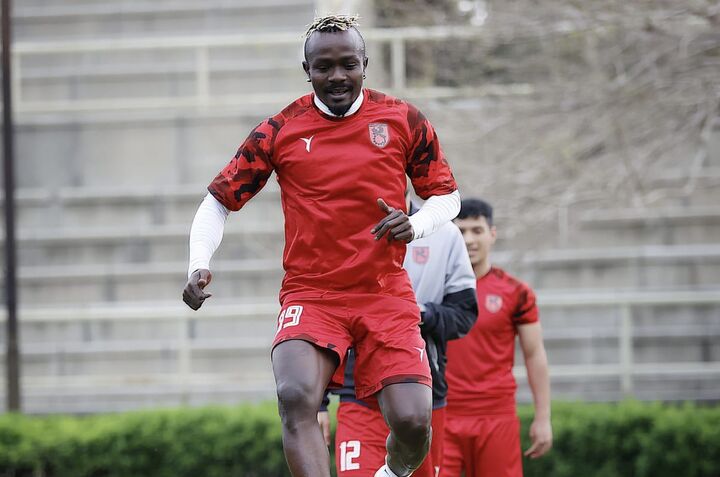 درگیری منشا در تمرینات فولاد درگیری منشا در تمرینات فولاد