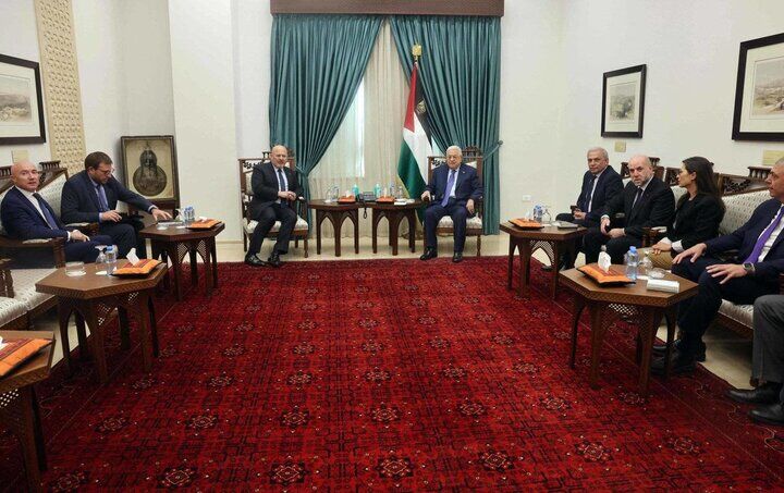 درخواست ابومازن برای تسریع محاکمه صهیونیستها در محکمه بینالمللی درخواست ابومازن برای تسریع محاکمه صهیونیستها در محکمه بینالمللی