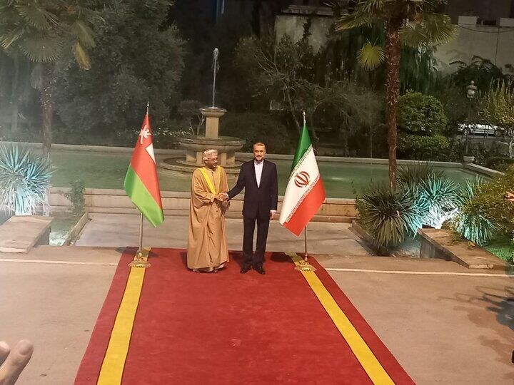 وزیر خارجه عمان با امیرعبداللهیان دیدار کرد