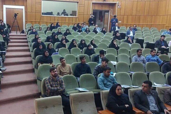 رویدادفرصت شغلی و دانش بنیان برای دانشجویان کمیته امداد برگزار شد