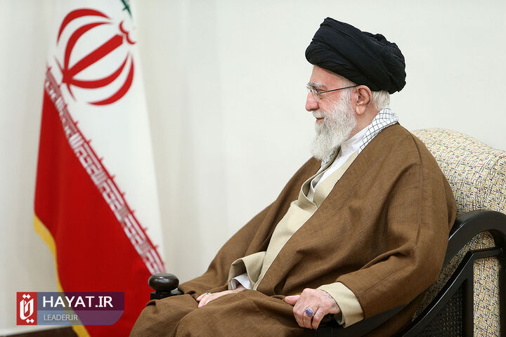 رهبر انقلاب: آذربایجان مهد ازجانگذشتگان و شهیدان است رهبر انقلاب: آذربایجان مهد ازجانگذشتگان و شهیدان است