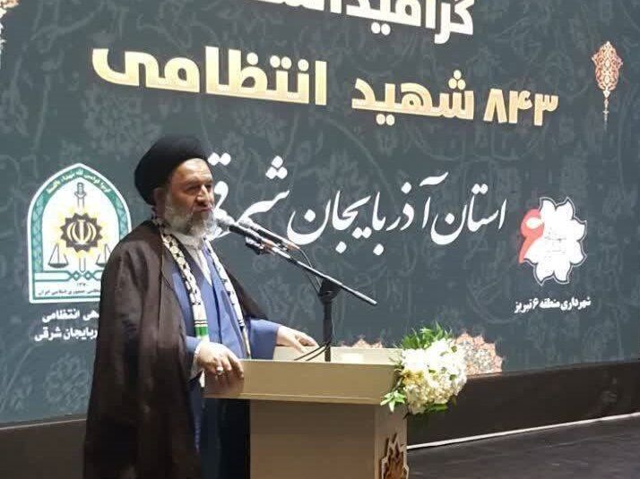 هدف شهدا حاکم کردن دین خدا و ارزشهای اسلام در جامعه است هدف شهدا حاکم کردن دین خدا و ارزشهای اسلام در جامعه است