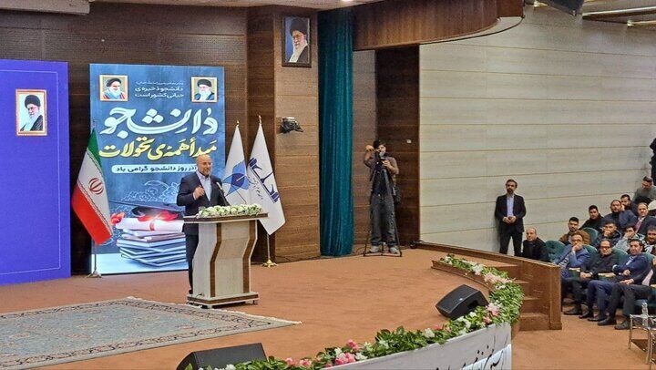 قالیباف: درباره طرح شفافیت رفتار سیاسی نداشتیم قالیباف: درباره طرح شفافیت رفتار سیاسی نداشتیم