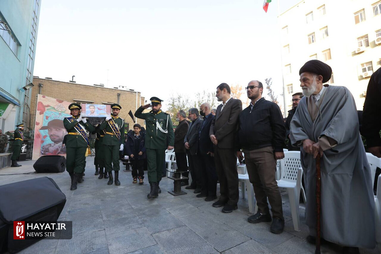 مراسم تشییع پیکر شهید مدافع حرم علی آقا عبداللهی برگزار شد + عکس