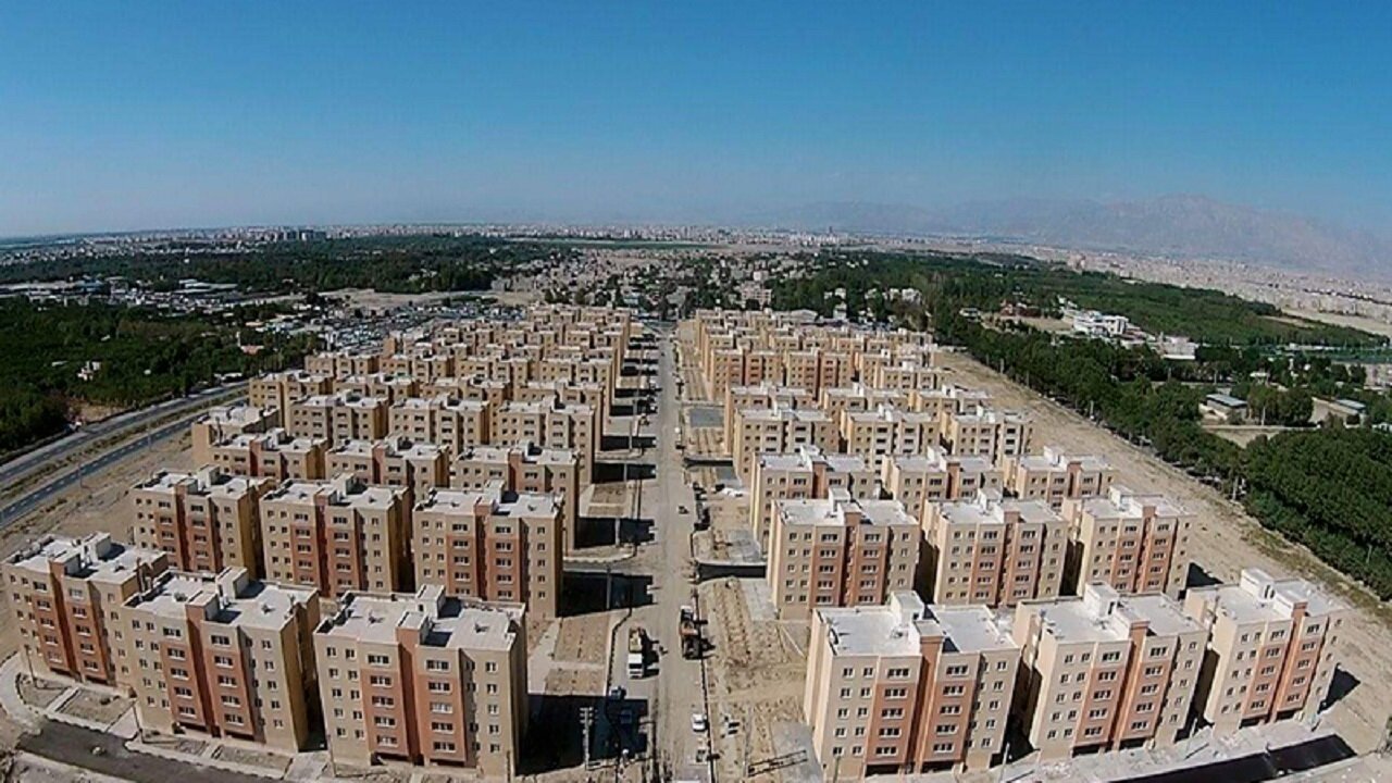 هیچ متقاضی از طرح نهضت ملی مسکن حذف نمی‌شود