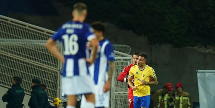 شکست سنگین پورتو در شبی که طارمی یک گل ساخت شکست سنگین پورتو در شبی که طارمی یک گل ساخت