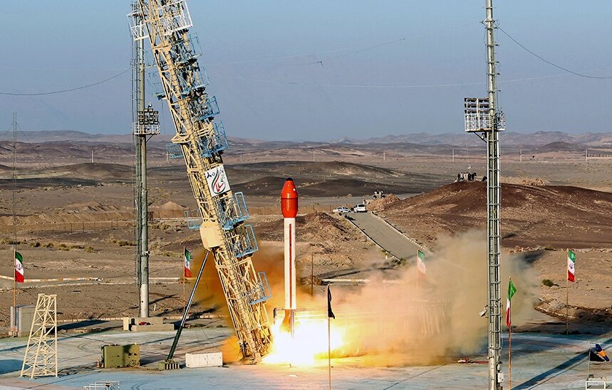 کاووس به فضا رفت + فیلم