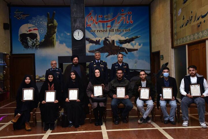 حضور فرزندان و همسران شهدا در مراکز علمی عامل سربلندی نیروهای مسلح است/پیشرفت در عرصه های مختلف علمی و خود کفایی را مدیون شهدا هستیم حضور فرزندان و همسران شهدا در مراکز علمی عامل سربلندی نیروهای مسلح است/پیشرفت در عرصه های مختلف علمی و خود کفایی را مدیون شهدا هستیم