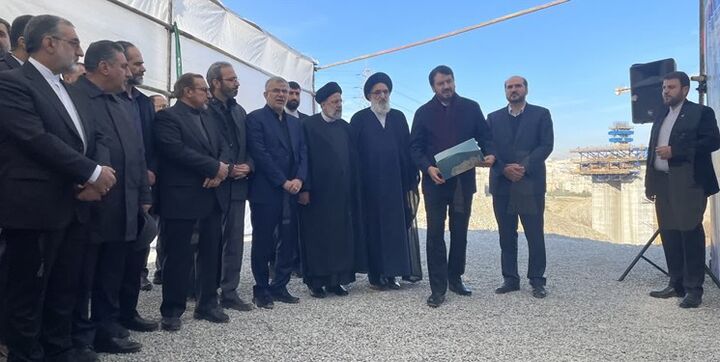 بهرهبرداری بخشی از پروژه بزرگراه شمالی با حضور رییسجمهور بهرهبرداری بخشی از پروژه بزرگراه شمالی با حضور رییسجمهور