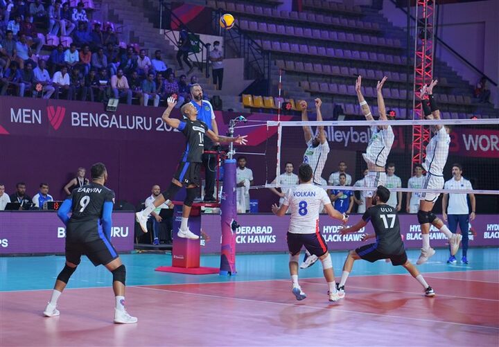 ۴ تیم به نیمهنهایی رسیدند ۴ تیم به نیمهنهایی رسیدند