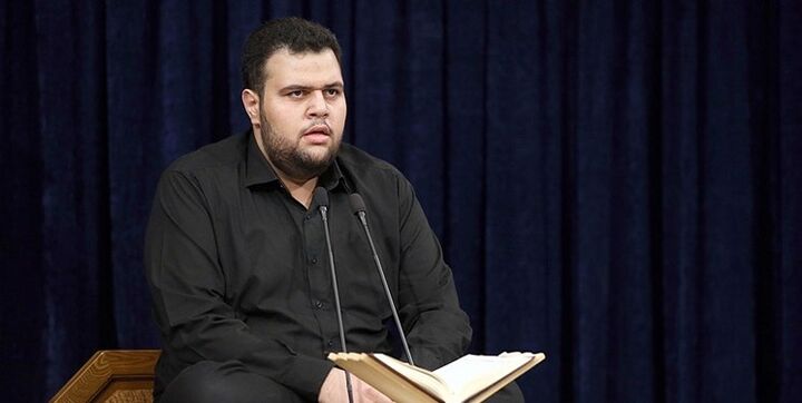 سیدمحمد حسینیپور برترین قاری قرآن کشور در سال 1402 شد سیدمحمد حسینیپور برترین قاری قرآن کشور در سال 1402 شد