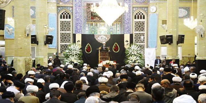 مراسم ترحیم همسر آیتالله وحید خراسانی در قم برگزار شد مراسم ترحیم همسر آیتالله وحید خراسانی در قم برگزار شد