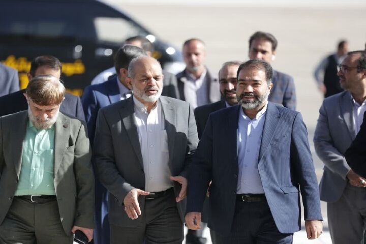 سفر وزیر کشور به بیرجند جهت بازدید میدانی پالایشگاه هیدروکربن  سفر وزیر کشور به بیرجند جهت بازدید میدانی پالایشگاه هیدروکربن 