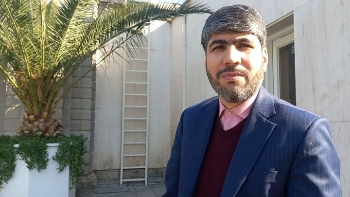 لطیفی: میزان رضایتمندی مردم از کارکنان دولت رصد میشود لطیفی: میزان رضایتمندی مردم از کارکنان دولت رصد میشود