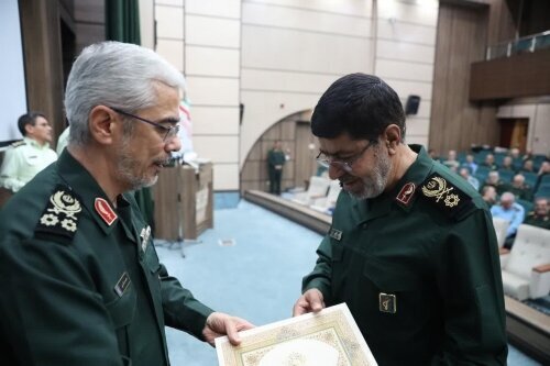 آگاهسازی مردم؛ مهمترین عنصر خنثی کردن نقشههای دشمن