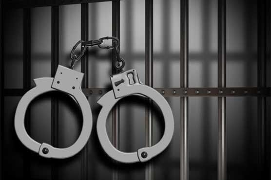 انهدام باند 5 نفره سارقان مسلح در چابهار انهدام باند 5 نفره سارقان مسلح در چابهار